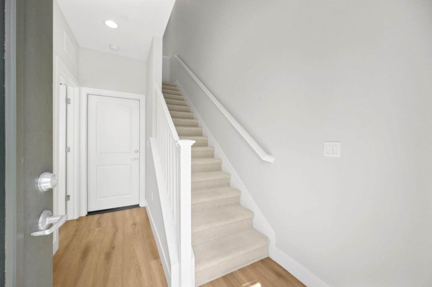 Detail Gallery Image 11 of 39 For 361 Montague Expy, Milpitas,  CA 95035 - 3 Beds | 3/2 Baths