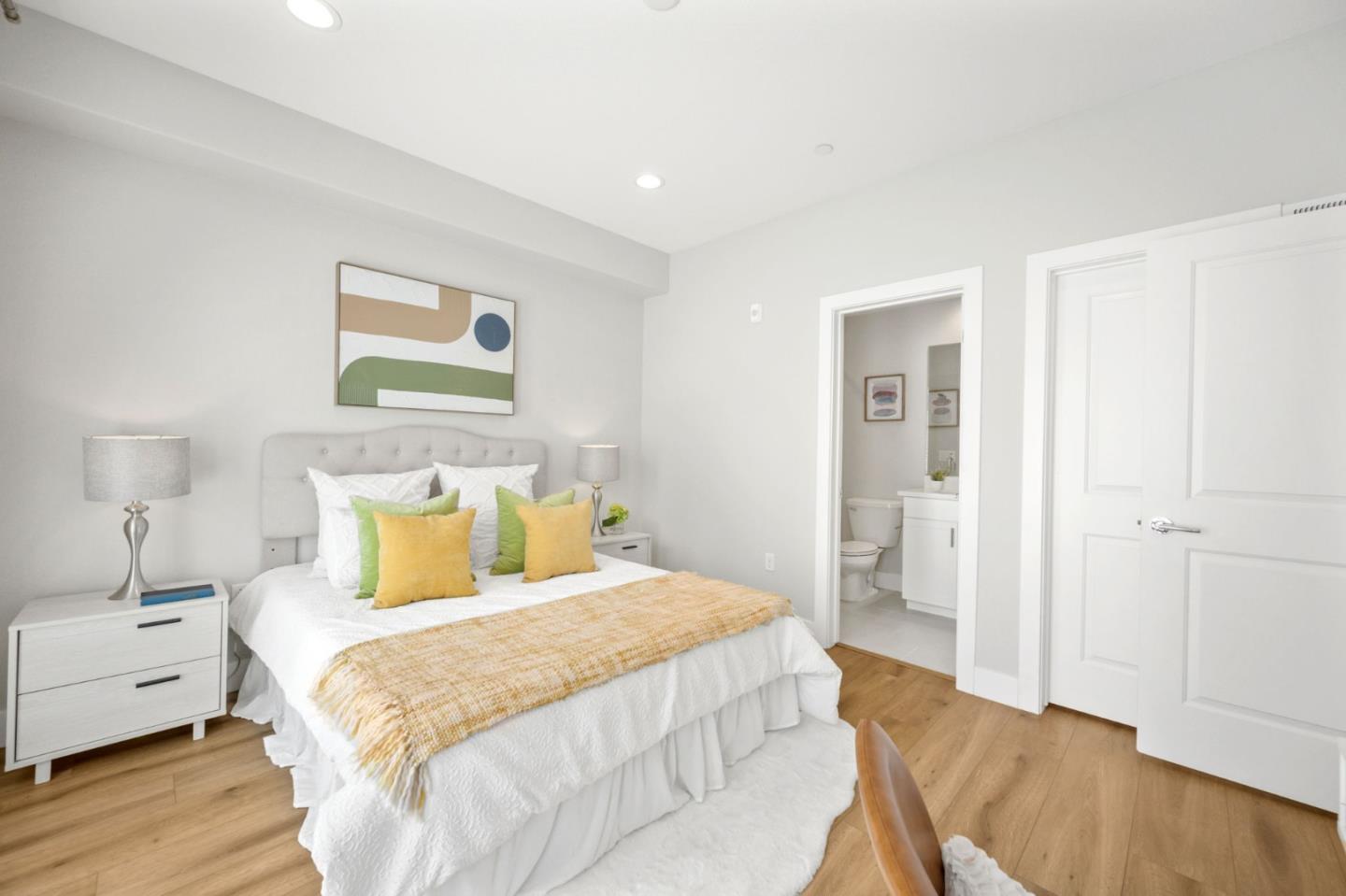 Detail Gallery Image 13 of 39 For 361 Montague Expy, Milpitas,  CA 95035 - 3 Beds | 3/2 Baths