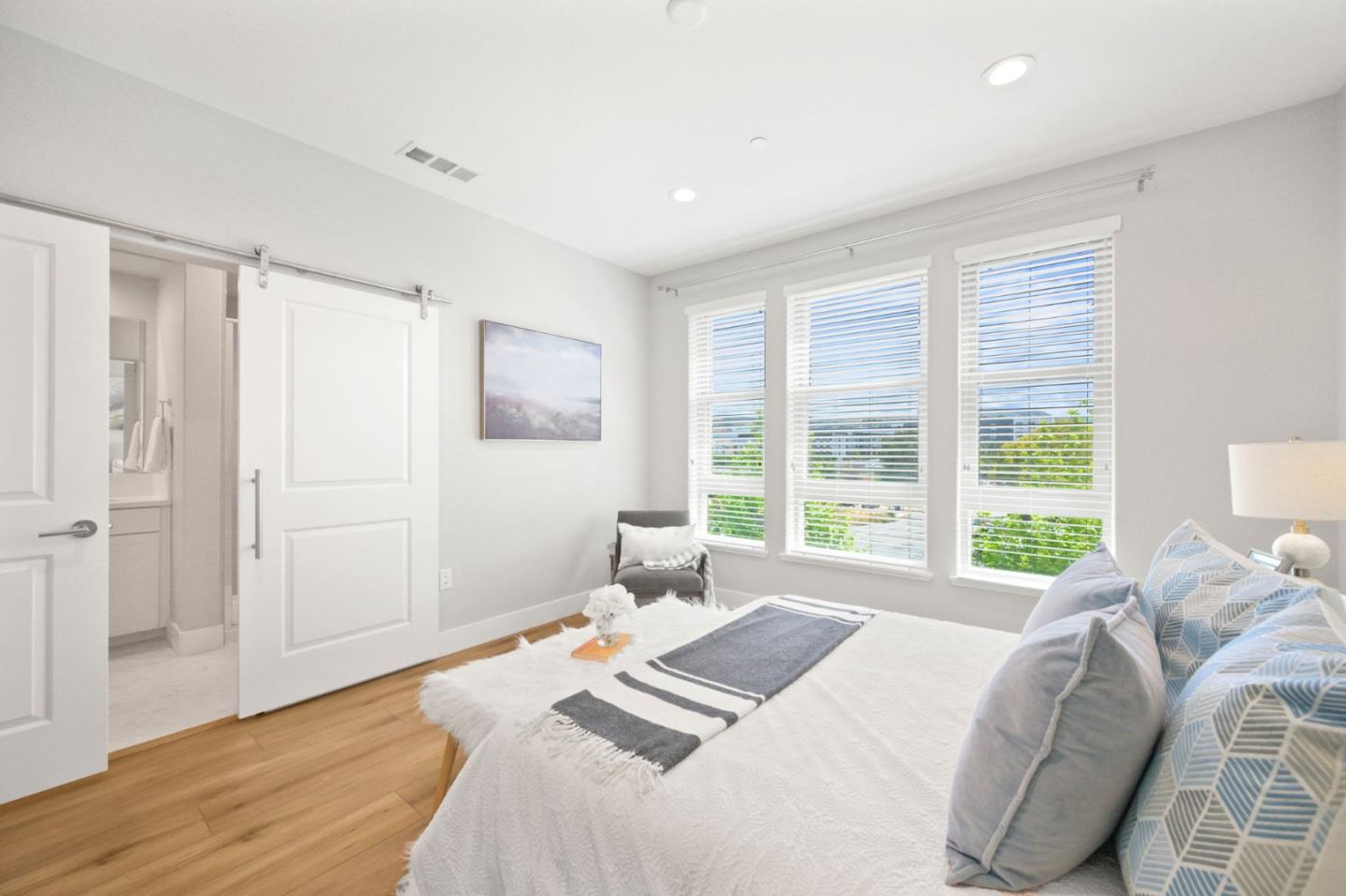 Detail Gallery Image 17 of 39 For 361 Montague Expy, Milpitas,  CA 95035 - 3 Beds | 3/2 Baths