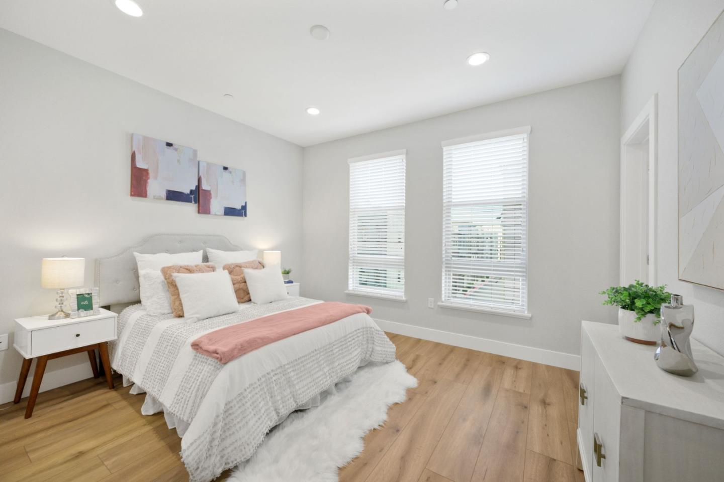 Detail Gallery Image 20 of 39 For 361 Montague Expy, Milpitas,  CA 95035 - 3 Beds | 3/2 Baths