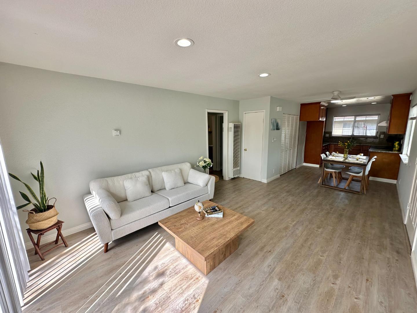 Detail Gallery Image 12 of 18 For 497 Papaya Ct, San Jose,  CA 95111 - 2 Beds | 1 Baths