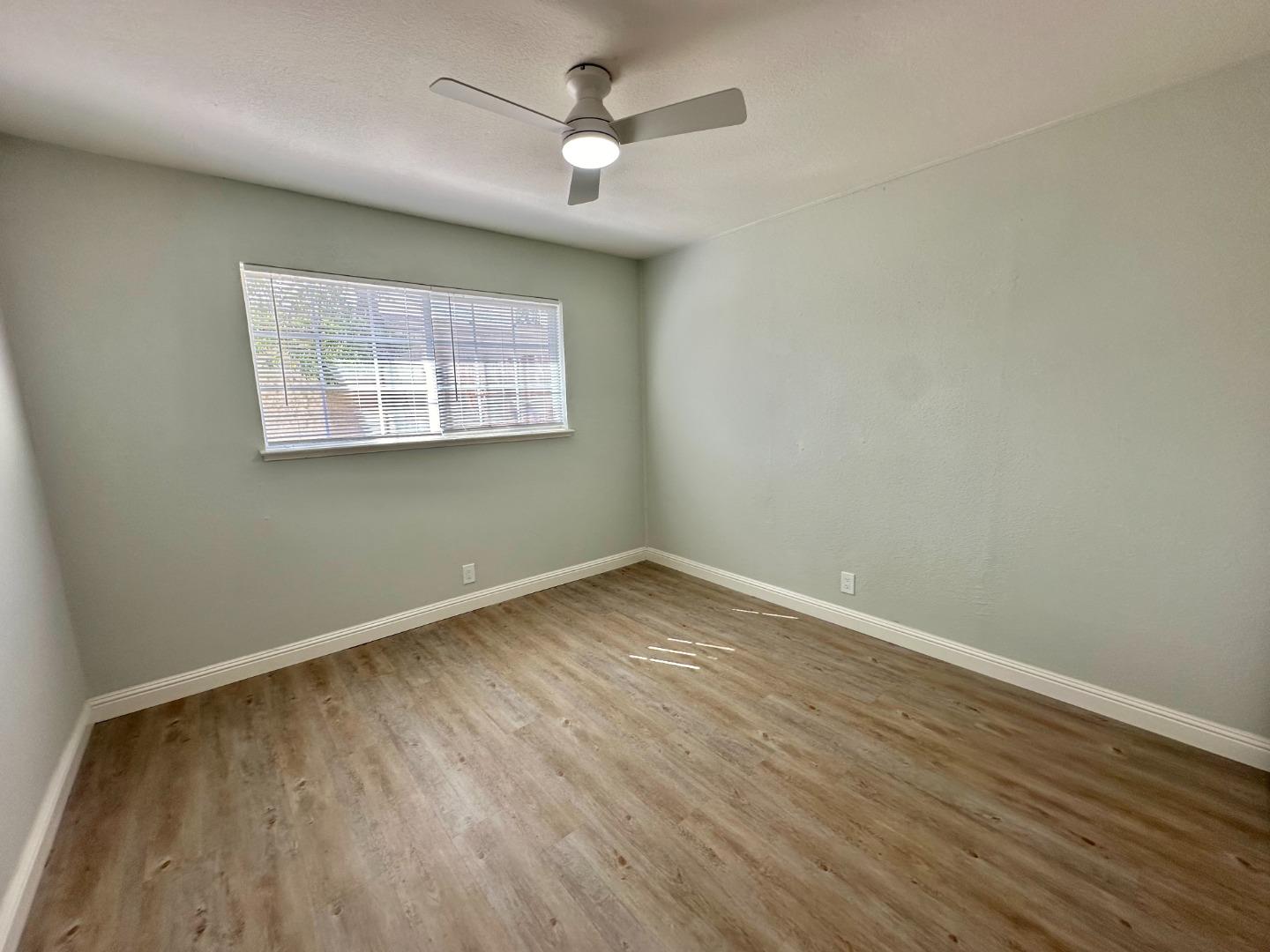 Detail Gallery Image 13 of 18 For 497 Papaya Ct, San Jose,  CA 95111 - 2 Beds | 1 Baths