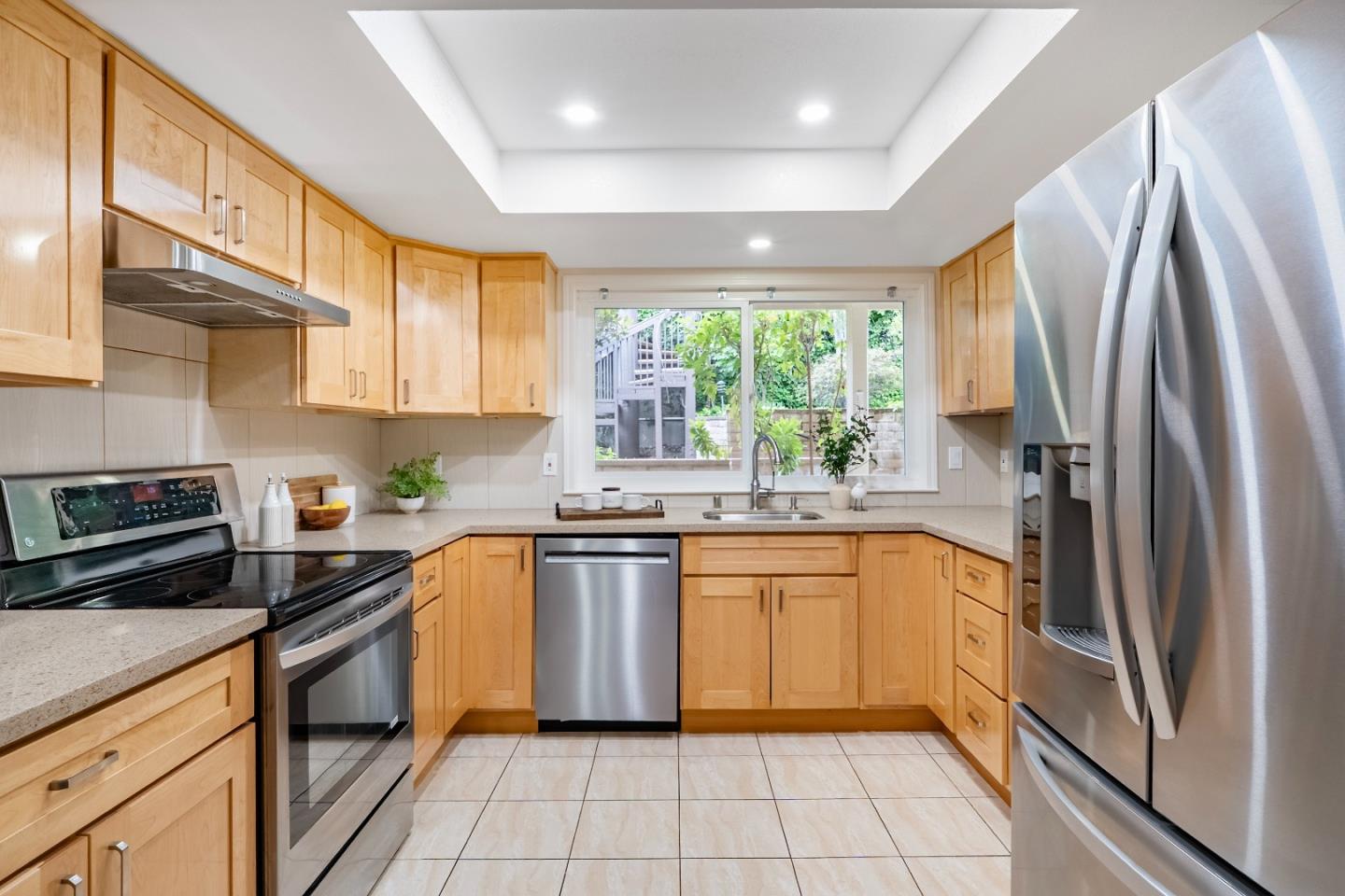 Detail Gallery Image 12 of 54 For 14664 Springer Ave, Saratoga,  CA 95070 - 3 Beds | 2/1 Baths