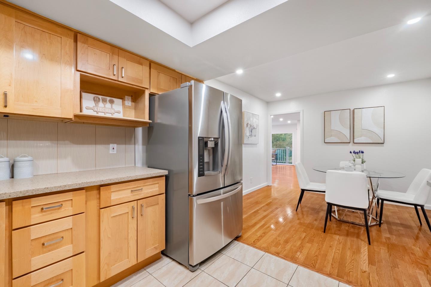 Detail Gallery Image 14 of 54 For 14664 Springer Ave, Saratoga,  CA 95070 - 3 Beds | 2/1 Baths