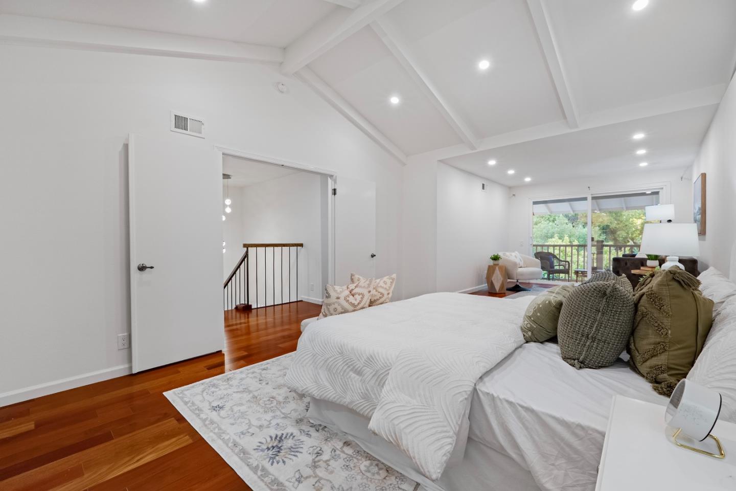 Detail Gallery Image 17 of 54 For 14664 Springer Ave, Saratoga,  CA 95070 - 3 Beds | 2/1 Baths