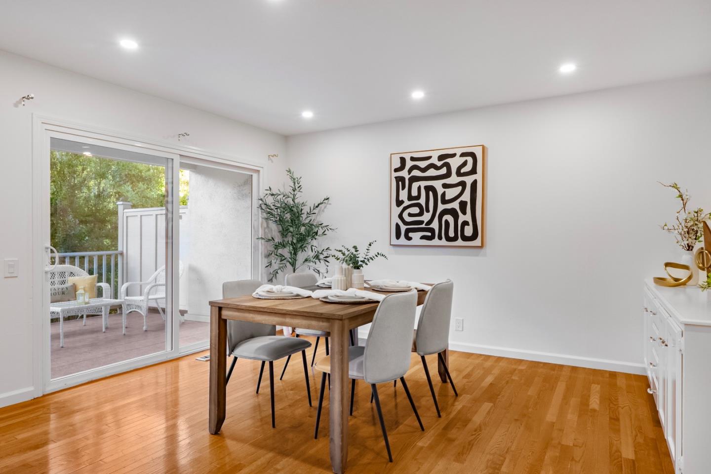 Detail Gallery Image 7 of 54 For 14664 Springer Ave, Saratoga,  CA 95070 - 3 Beds | 2/1 Baths