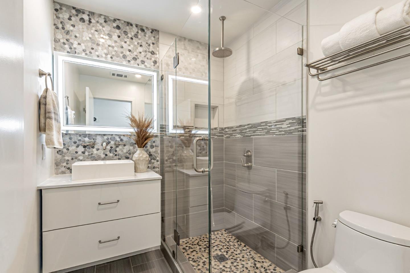 Detail Gallery Image 13 of 23 For 2366 Weston Dr, San Jose,  CA 95130 - 3 Beds | 2 Baths