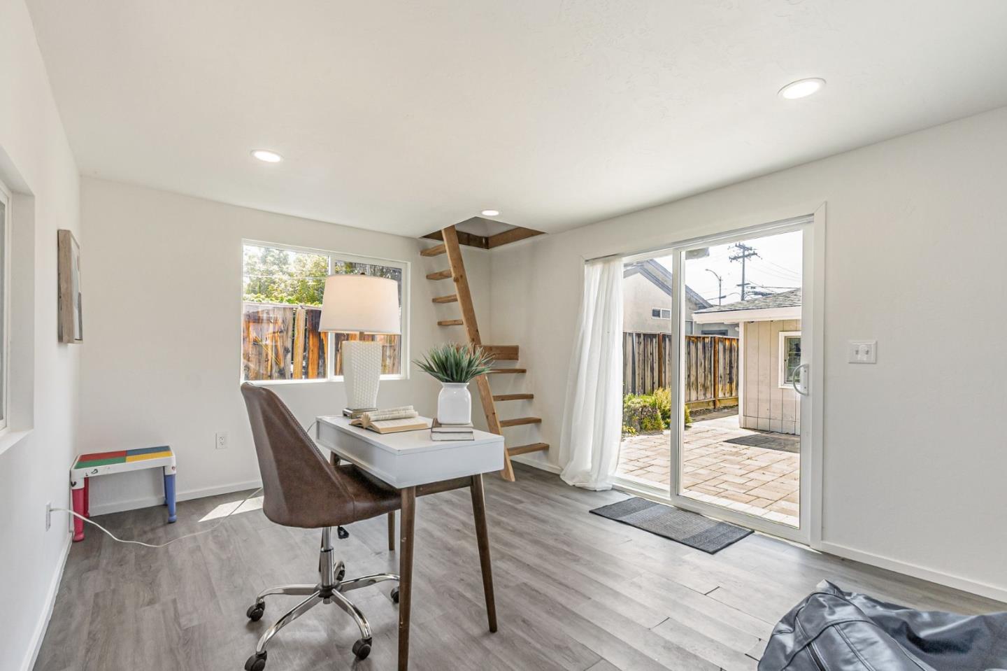 Detail Gallery Image 15 of 23 For 2366 Weston Dr, San Jose,  CA 95130 - 3 Beds | 2 Baths