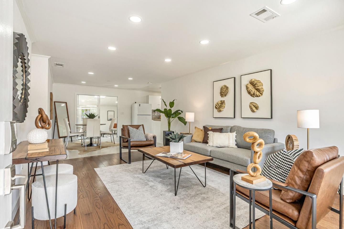 Detail Gallery Image 4 of 23 For 2366 Weston Dr, San Jose,  CA 95130 - 3 Beds | 2 Baths