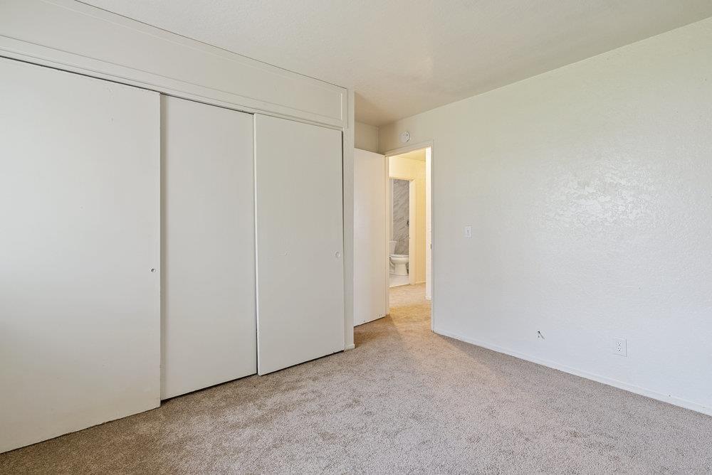 Detail Gallery Image 27 of 46 For 918 Acosta Plz #70,  Salinas,  CA 93905 - 4 Beds | 1/1 Baths
