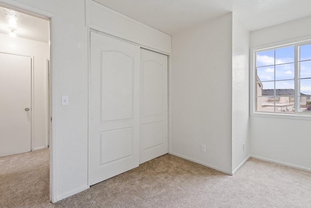 Detail Gallery Image 30 of 46 For 918 Acosta Plz #70,  Salinas,  CA 93905 - 4 Beds | 1/1 Baths