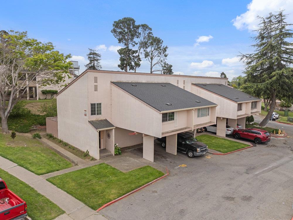 Detail Gallery Image 36 of 46 For 918 Acosta Plz #70,  Salinas,  CA 93905 - 4 Beds | 1/1 Baths