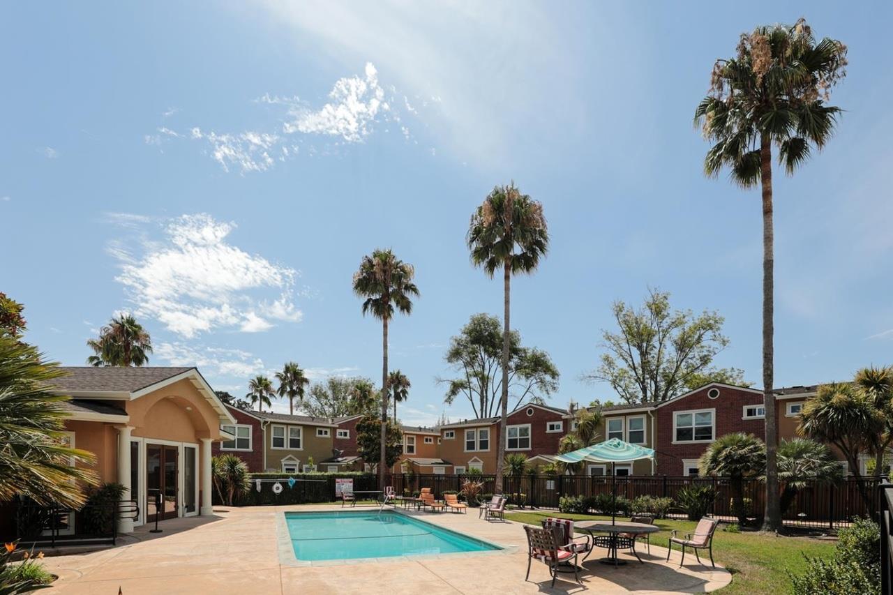 Detail Gallery Image 11 of 34 For 865 Carlisle Way #128,  Sunnyvale,  CA 94087 - 2 Beds | 2 Baths