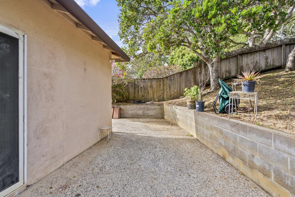 Detail Gallery Image 25 of 38 For 9355 Canyon Oak Rd, Salinas,  CA 93907 - 3 Beds | 2 Baths