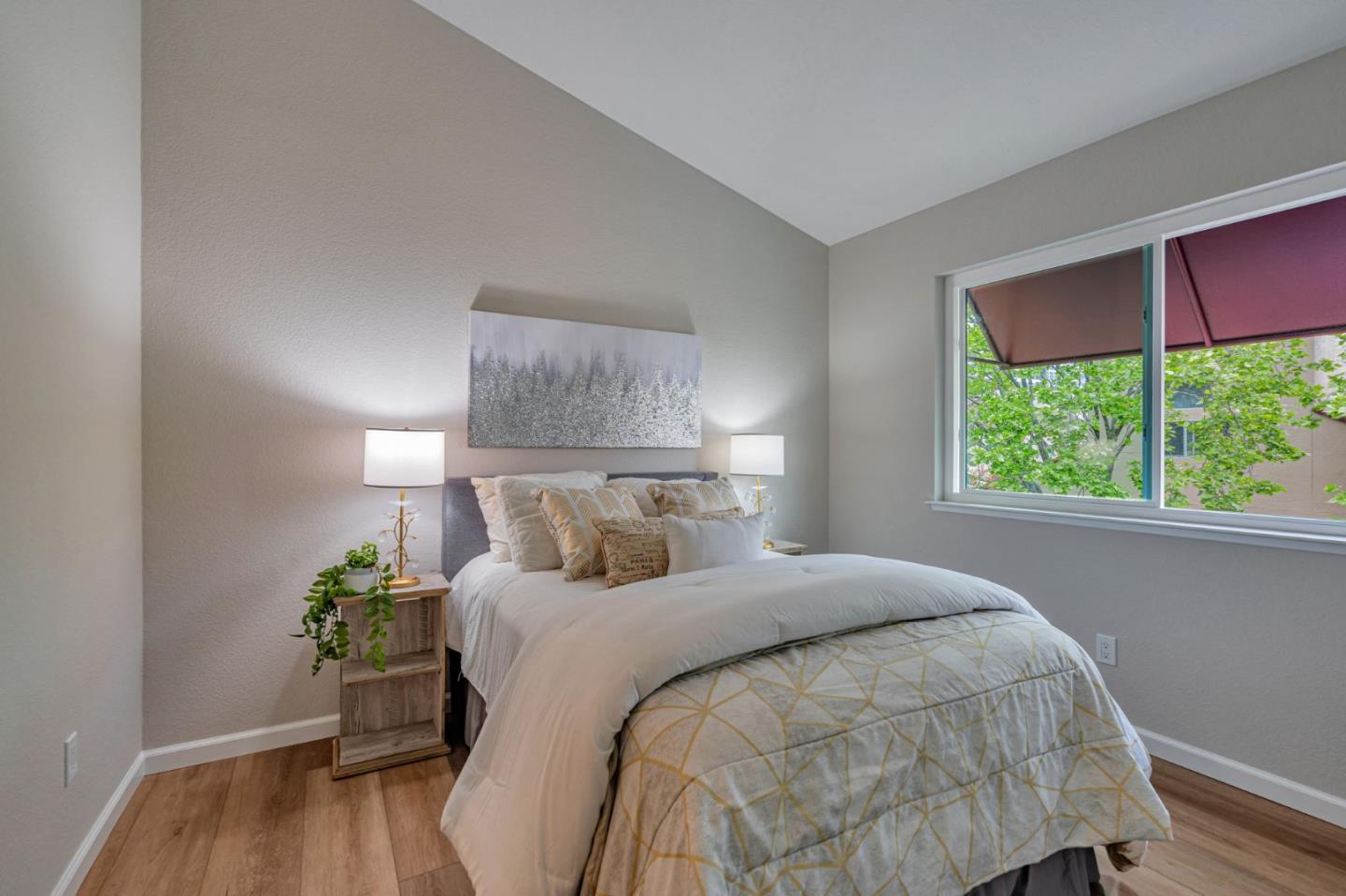 Detail Gallery Image 22 of 42 For 2 Commons Ln #2,  Foster City,  CA 94404 - 2 Beds | 2/1 Baths
