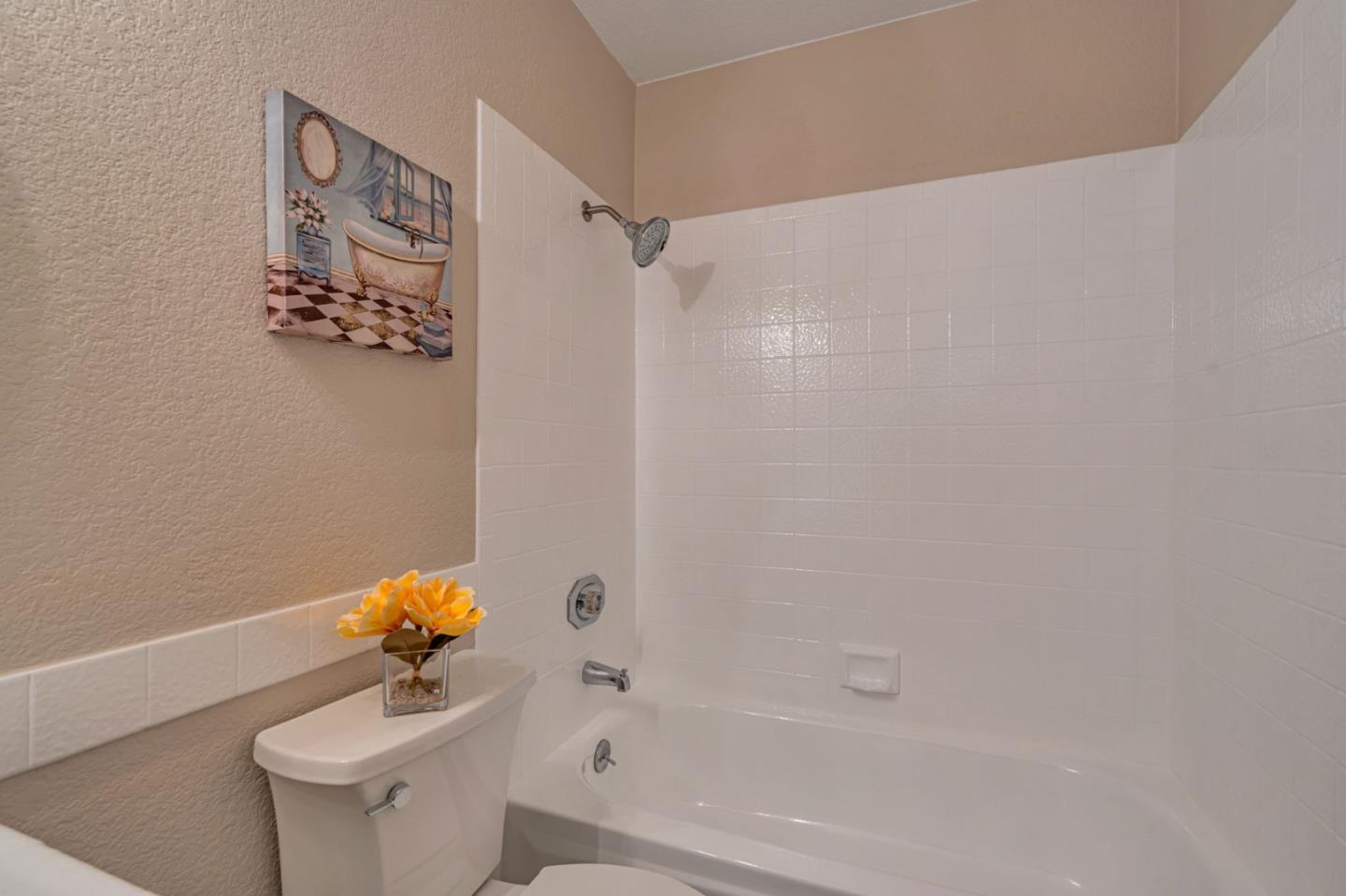 Detail Gallery Image 30 of 42 For 2 Commons Ln #2,  Foster City,  CA 94404 - 2 Beds | 2/1 Baths
