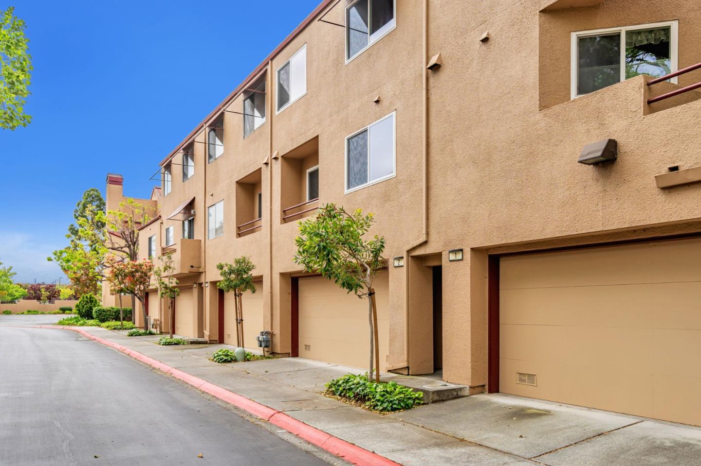 Detail Gallery Image 37 of 42 For 2 Commons Ln #2,  Foster City,  CA 94404 - 2 Beds | 2/1 Baths