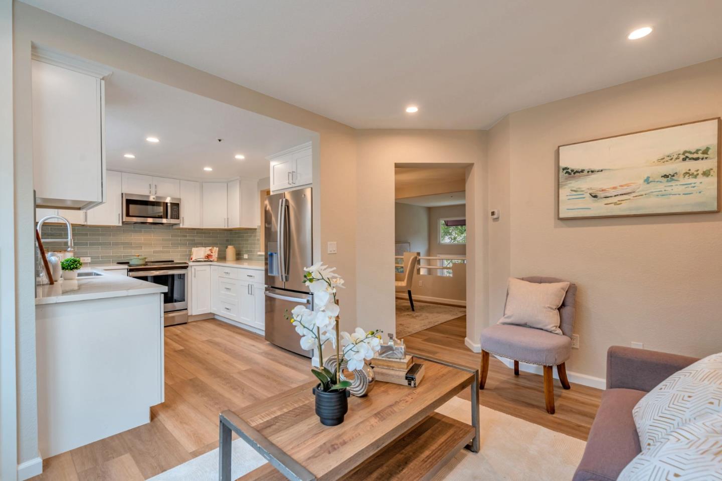 Detail Gallery Image 9 of 42 For 2 Commons Ln #2,  Foster City,  CA 94404 - 2 Beds | 2/1 Baths