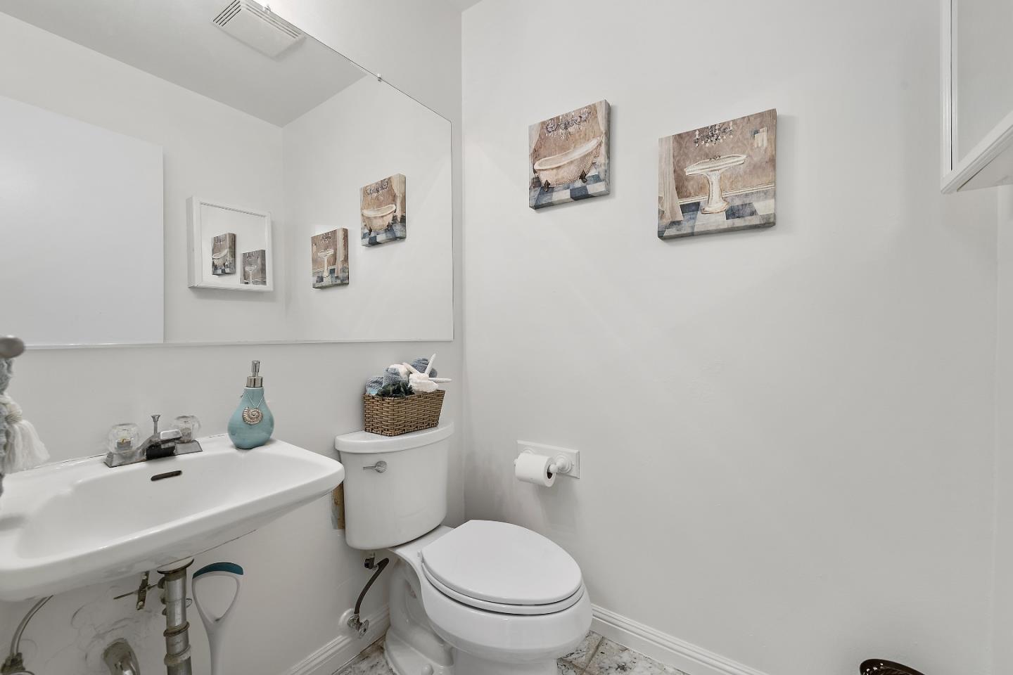 Detail Gallery Image 10 of 30 For 2094 Swensen Ct, San Jose,  CA 95131 - 4 Beds | 1/1 Baths
