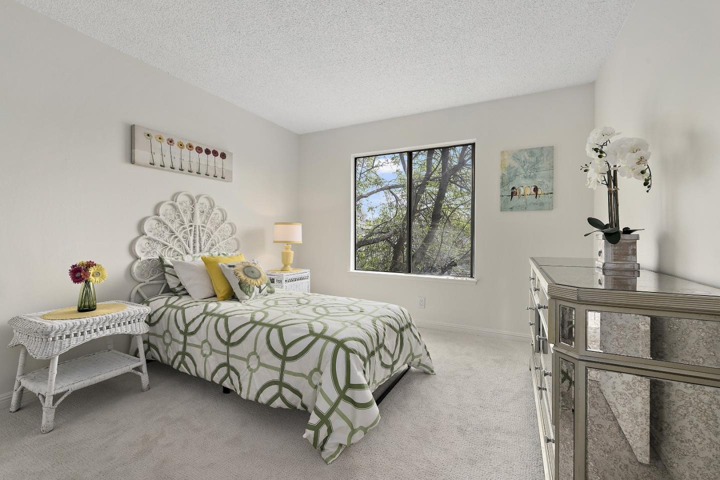 Detail Gallery Image 12 of 30 For 2094 Swensen Ct, San Jose,  CA 95131 - 4 Beds | 1/1 Baths