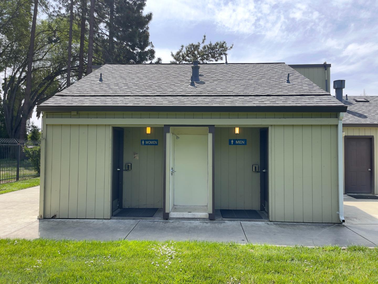Detail Gallery Image 22 of 30 For 2094 Swensen Ct, San Jose,  CA 95131 - 4 Beds | 1/1 Baths