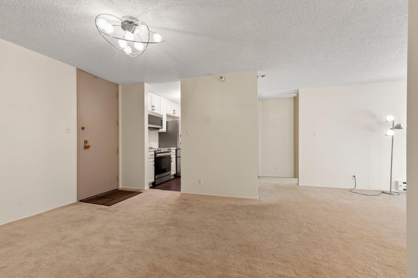 Detail Gallery Image 17 of 35 For 8239 Shelter Creek Ln, San Bruno,  CA 94066 - 2 Beds | 2 Baths