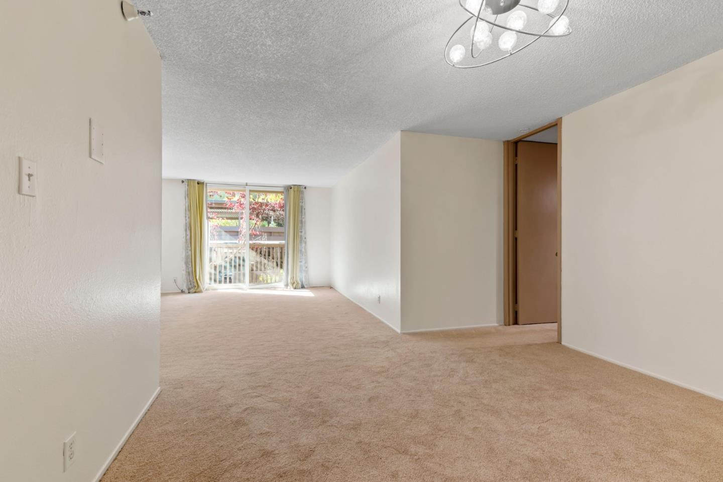 Detail Gallery Image 19 of 35 For 8239 Shelter Creek Ln, San Bruno,  CA 94066 - 2 Beds | 2 Baths