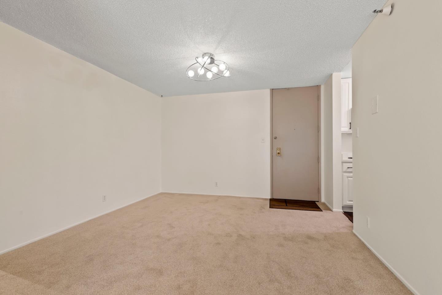 Detail Gallery Image 21 of 35 For 8239 Shelter Creek Ln, San Bruno,  CA 94066 - 2 Beds | 2 Baths