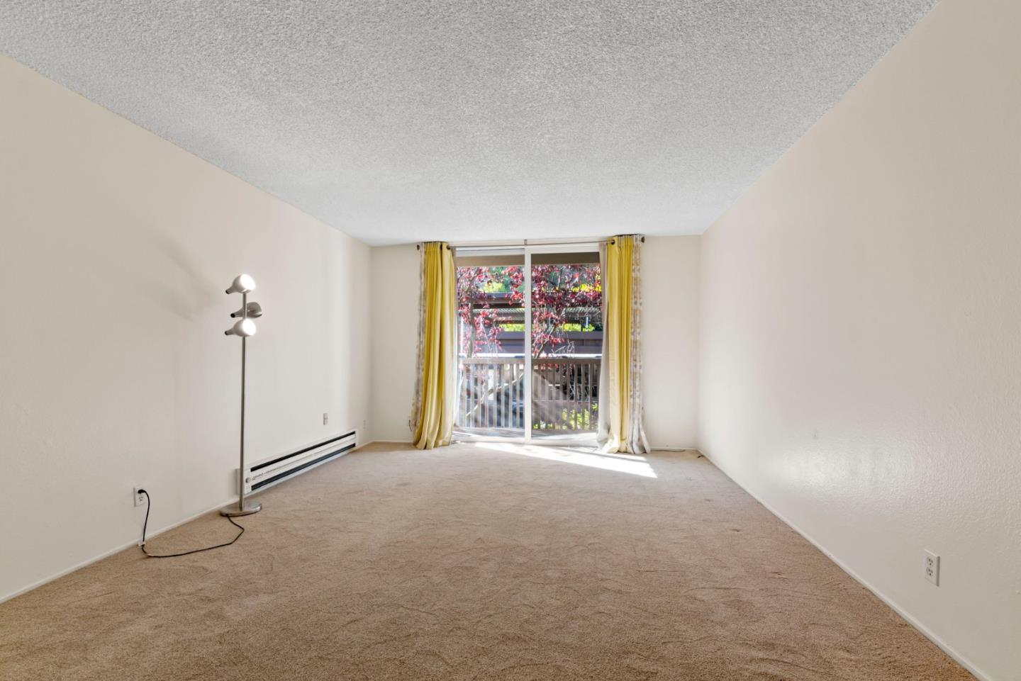 Detail Gallery Image 5 of 35 For 8239 Shelter Creek Ln, San Bruno,  CA 94066 - 2 Beds | 2 Baths