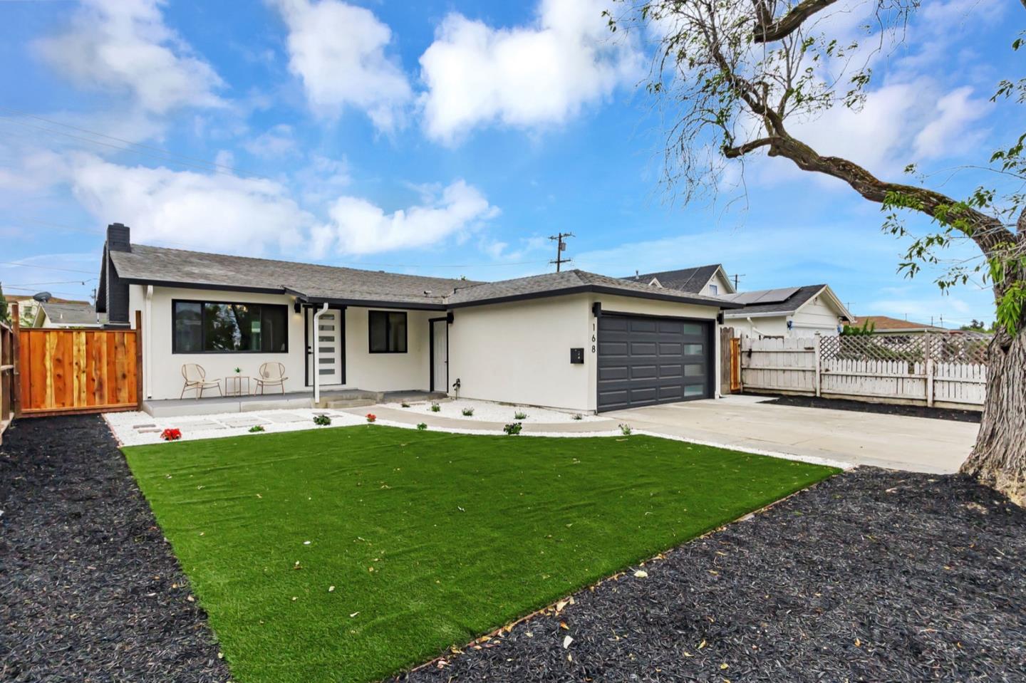 Detail Gallery Image 2 of 30 For 168 Corning Ave, Milpitas,  CA 95035 - 3 Beds | 2 Baths