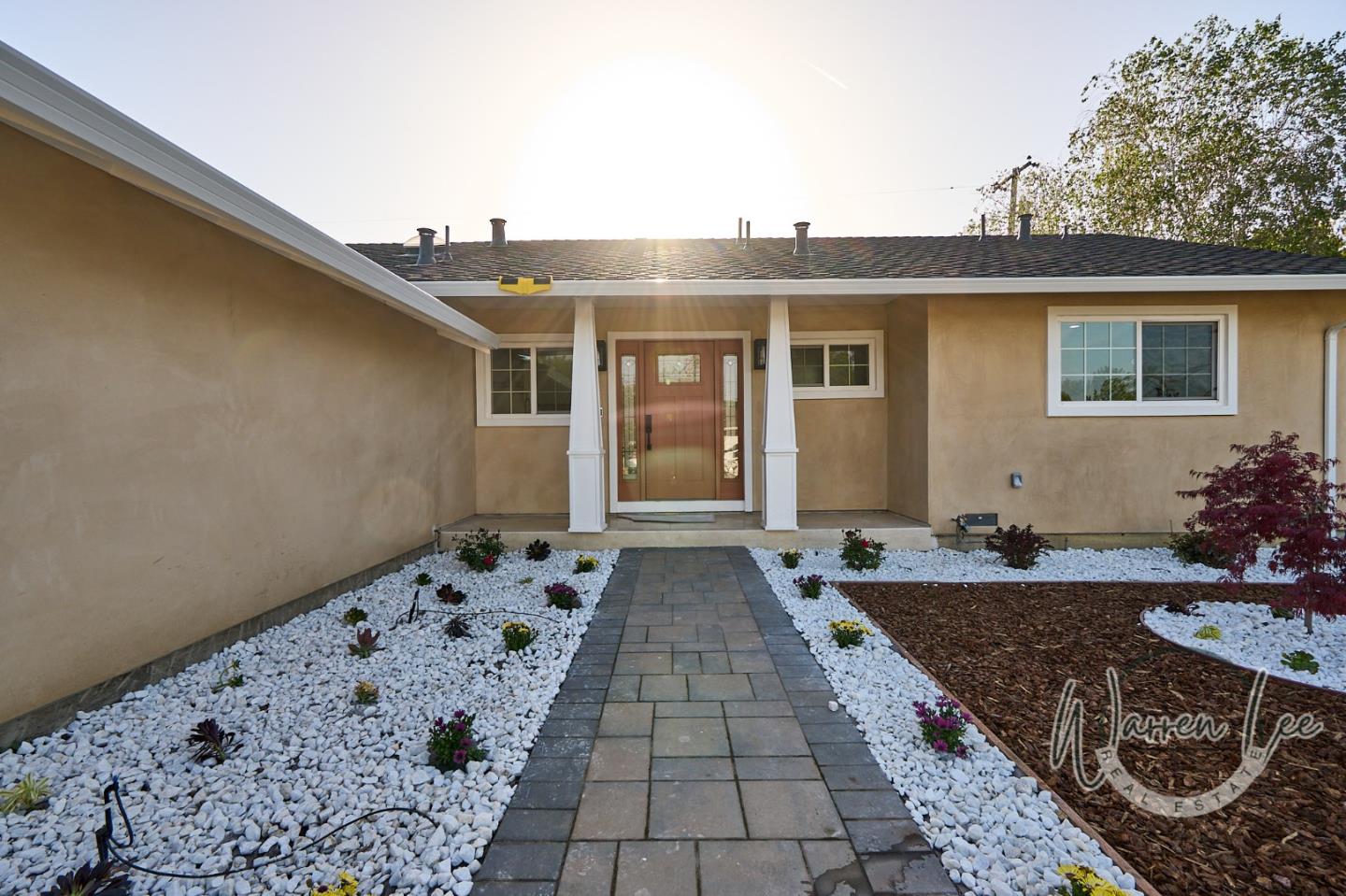 Detail Gallery Image 4 of 25 For 328 Montclair Dr, Santa Clara,  CA 95051 - 3 Beds | 2 Baths