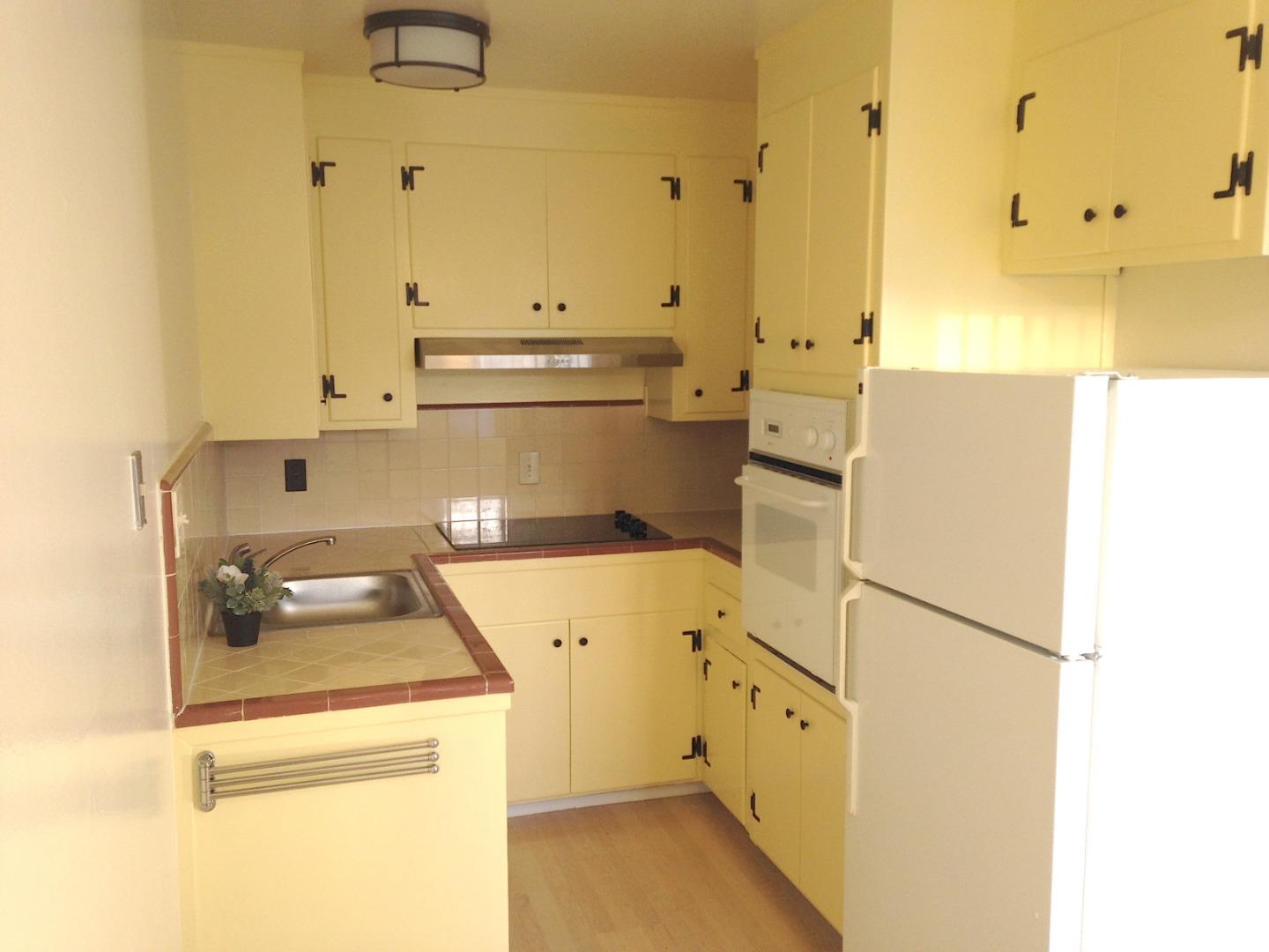 Detail Gallery Image 10 of 16 For 2387 Karen Dr, Santa Clara,  CA 95050 - – Beds | – Baths