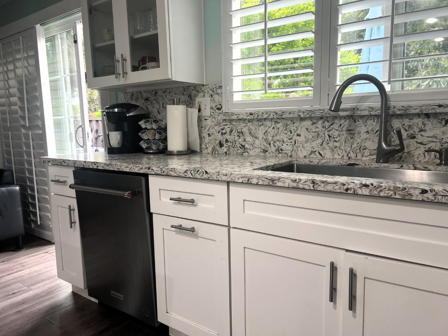 Detail Gallery Image 14 of 27 For 4629 Royal Forest Ct, San Jose,  CA 95136 - 4 Beds | 2 Baths