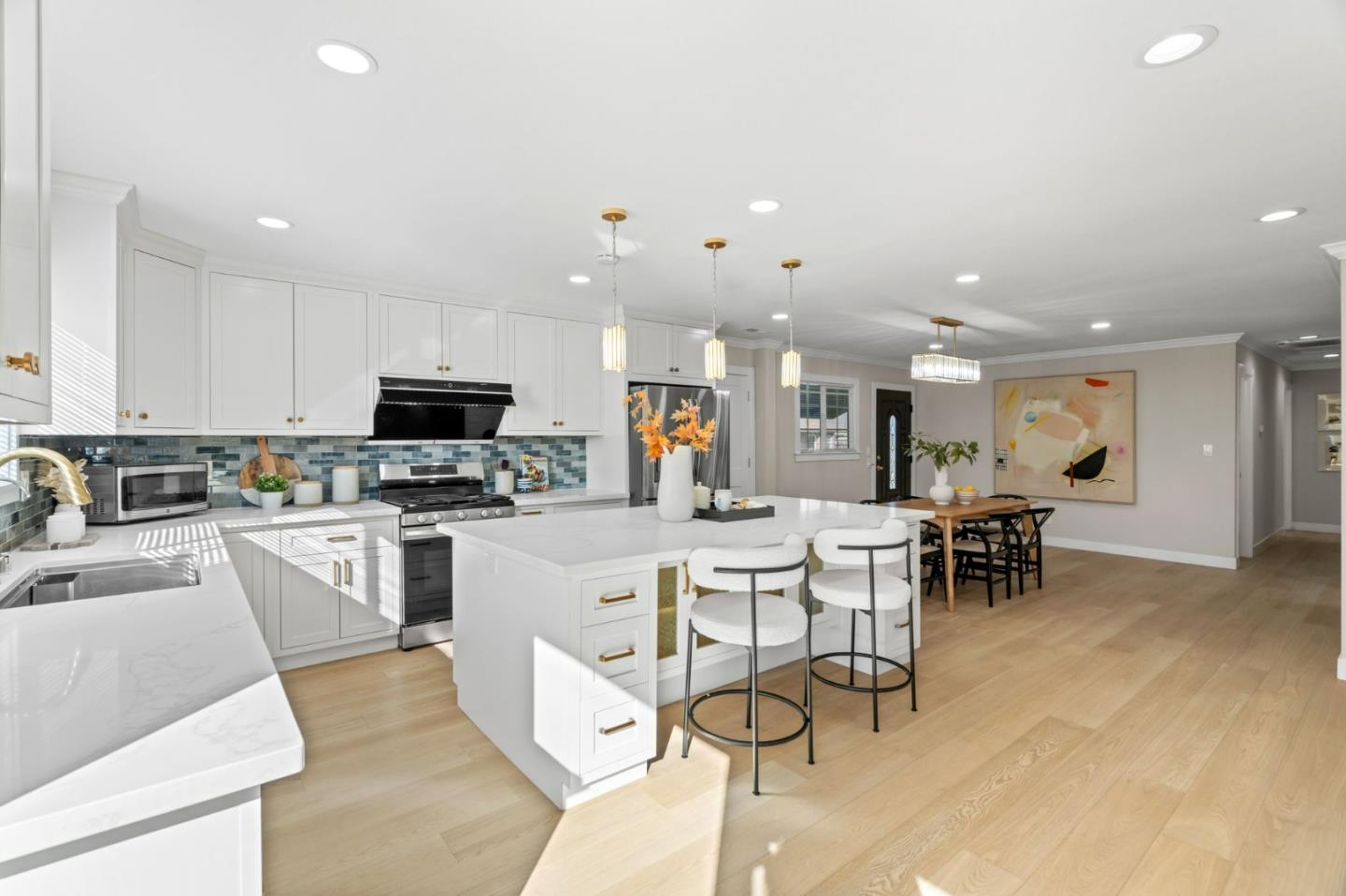 Detail Gallery Image 12 of 42 For 1488 Sunland Court, San Jose,  CA 95130 - 4 Beds | 2 Baths
