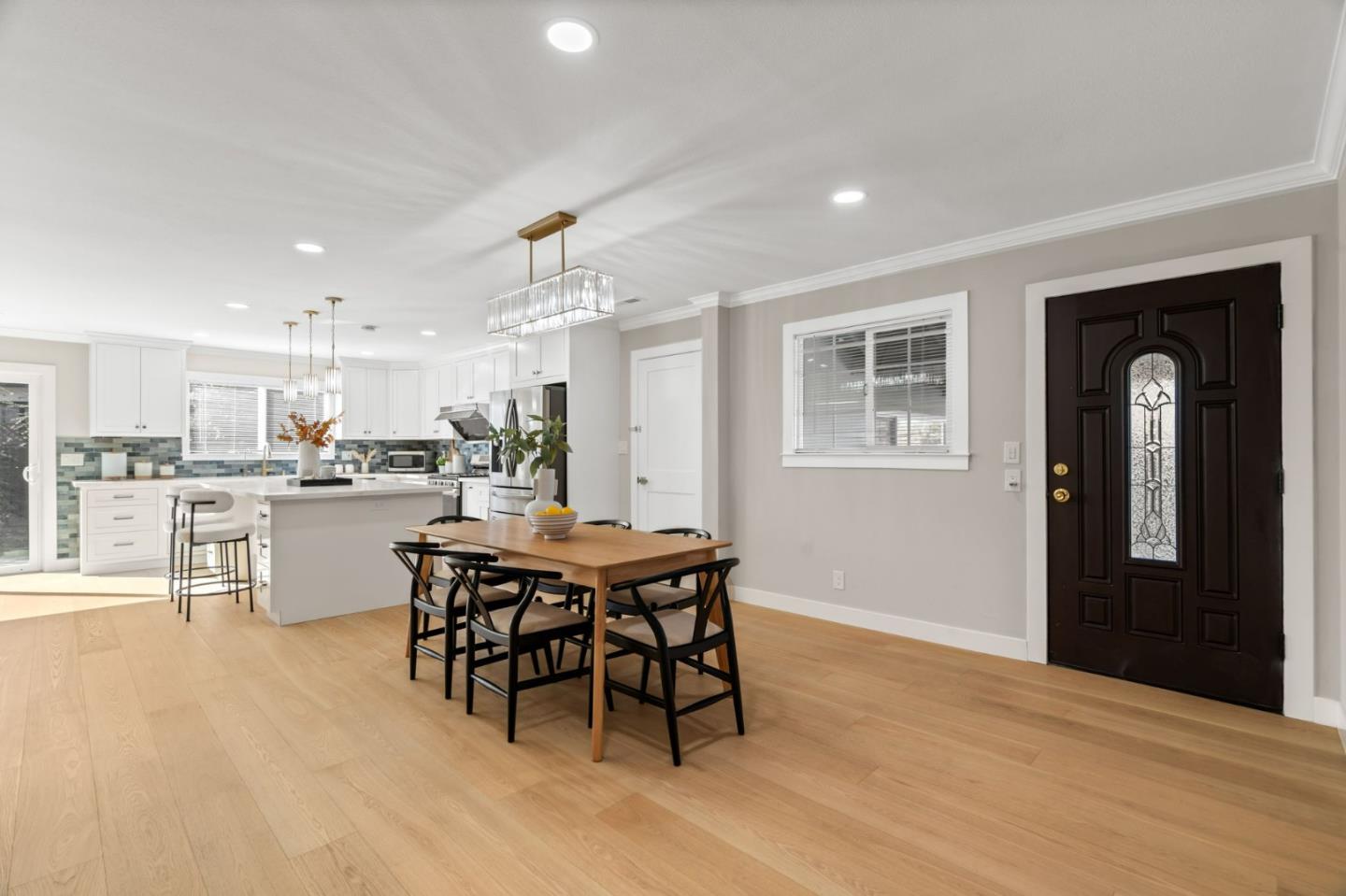 Detail Gallery Image 4 of 42 For 1488 Sunland Court, San Jose,  CA 95130 - 4 Beds | 2 Baths