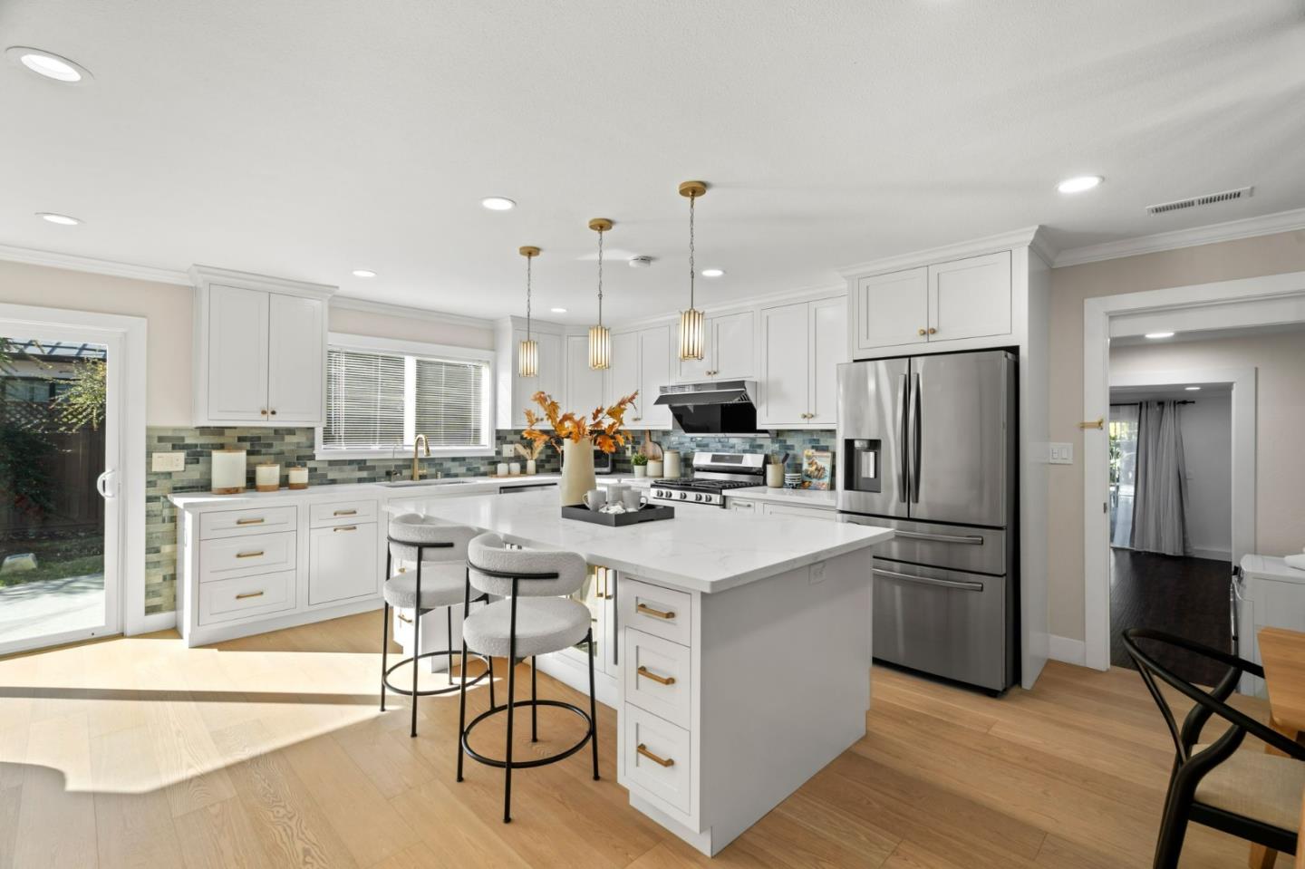 Detail Gallery Image 5 of 42 For 1488 Sunland Court, San Jose,  CA 95130 - 4 Beds | 2 Baths