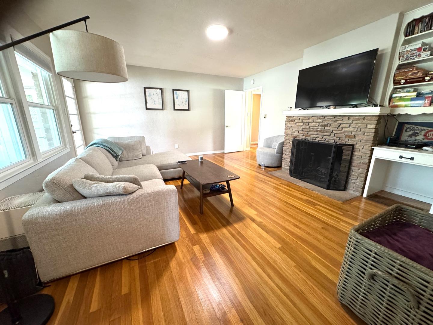 Detail Gallery Image 23 of 33 For 15910 Union Ave, Los Gatos,  CA 95032 - 2 Beds | 1/1 Baths