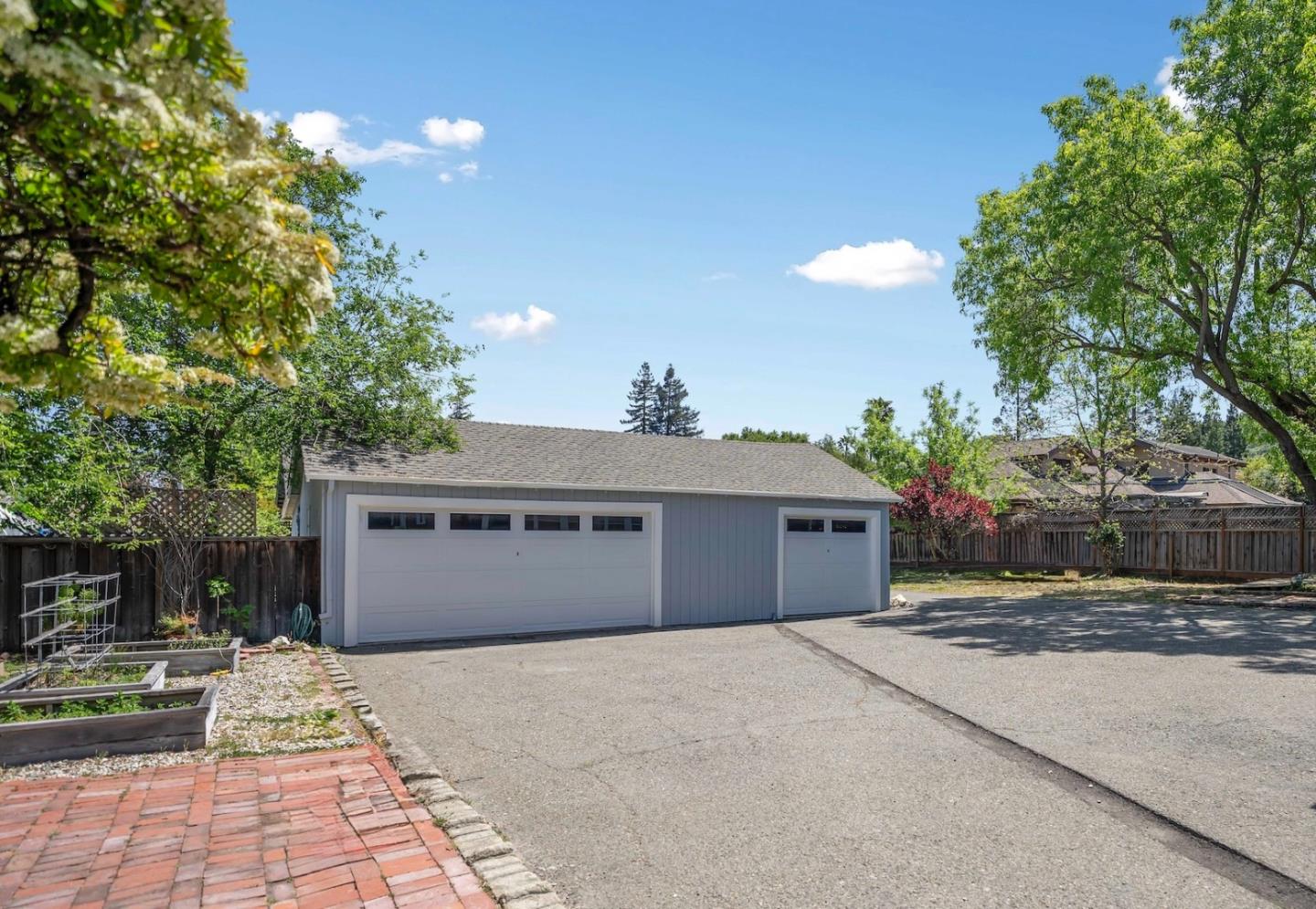 Detail Gallery Image 8 of 33 For 15910 Union Ave, Los Gatos,  CA 95032 - 2 Beds | 1/1 Baths