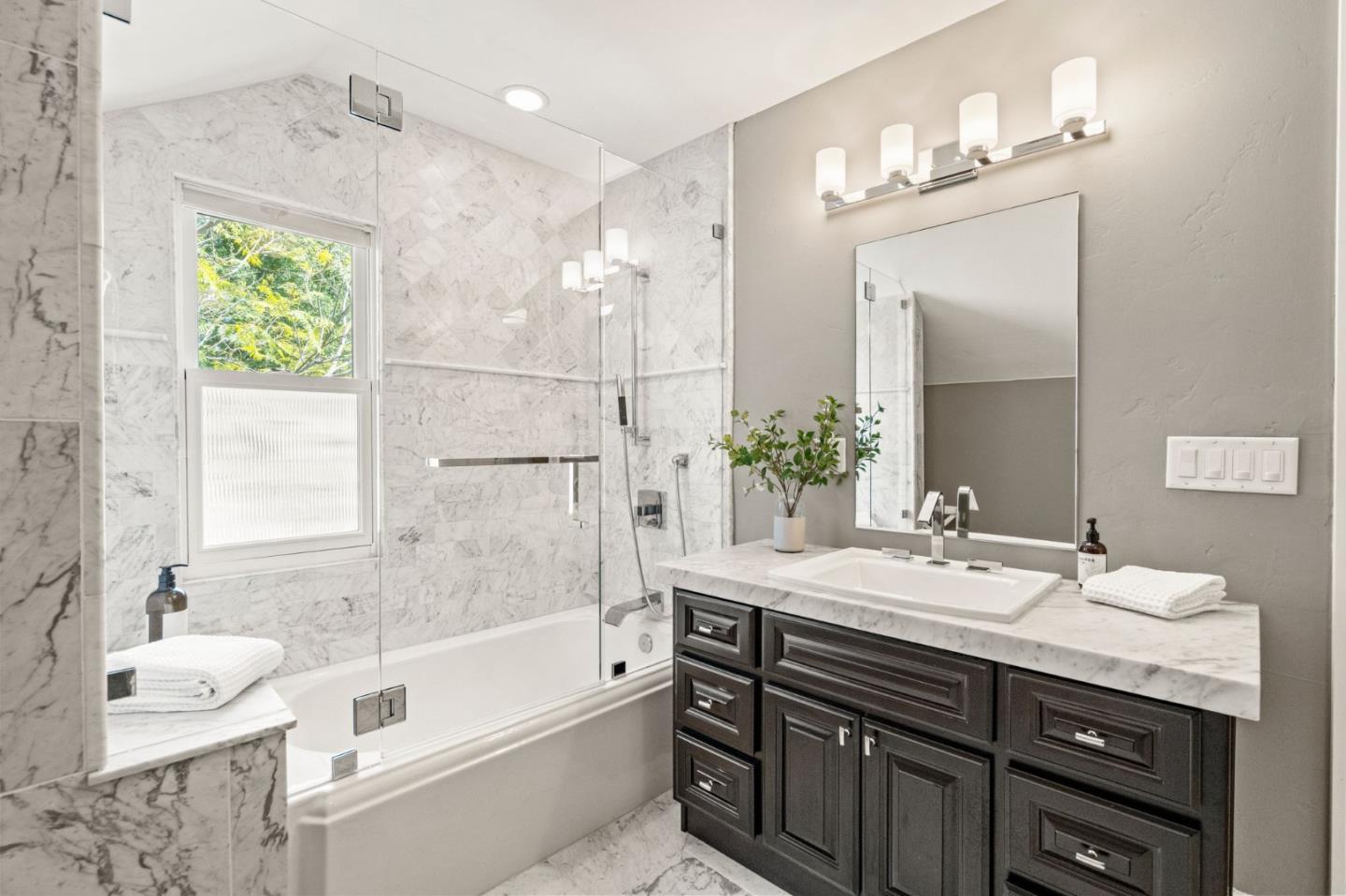 Detail Gallery Image 23 of 34 For 12 Bayview Ave, Los Gatos,  CA 95030 - 4 Beds | 3 Baths