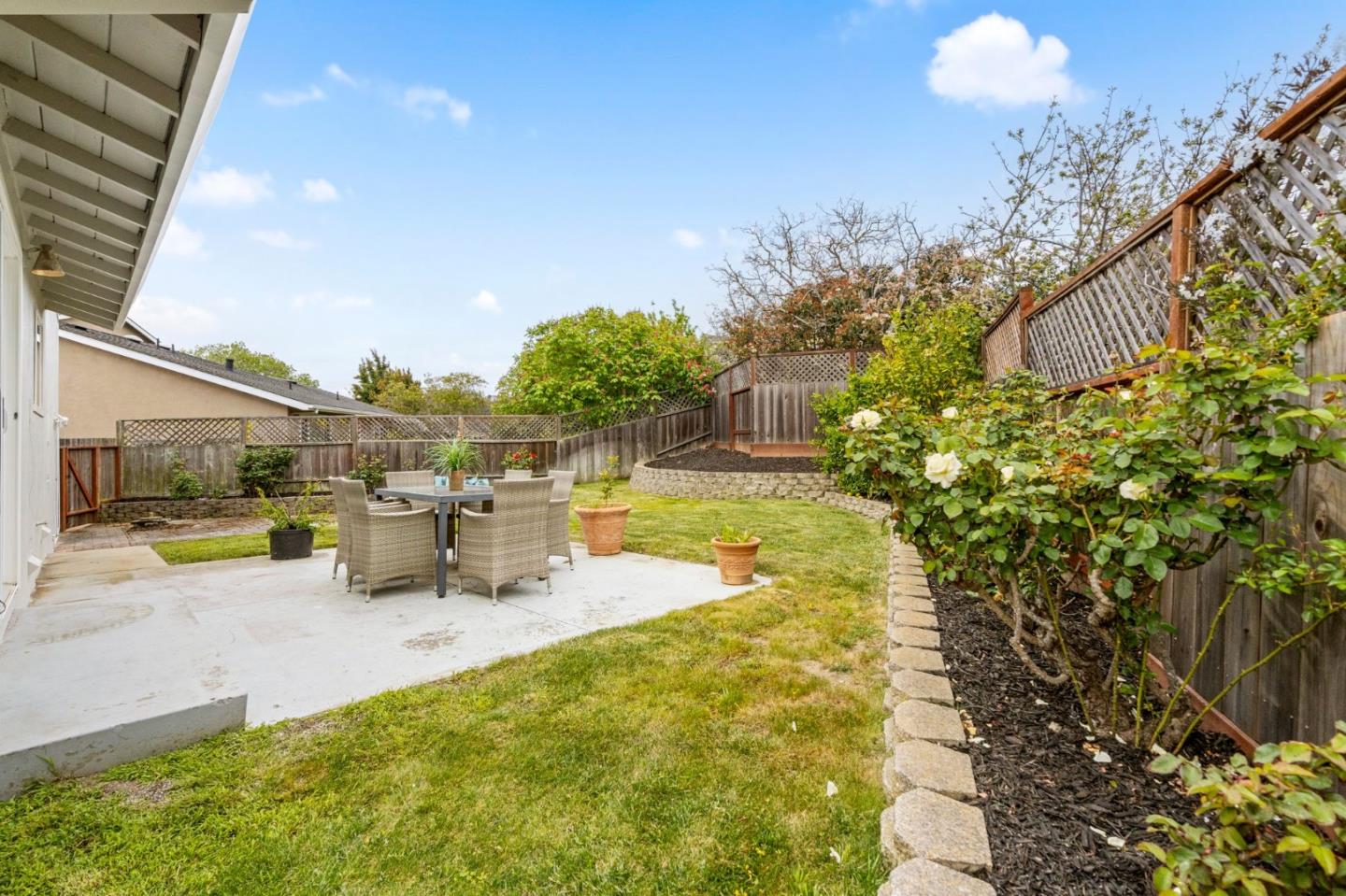Detail Gallery Image 28 of 29 For 1032 Tahoe Dr, Belmont,  CA 94002 - 3 Beds | 2 Baths