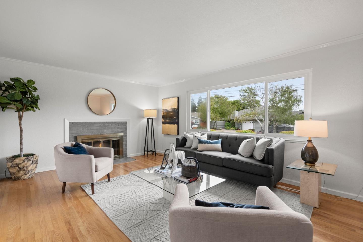 Detail Gallery Image 4 of 29 For 1032 Tahoe Dr, Belmont,  CA 94002 - 3 Beds | 2 Baths