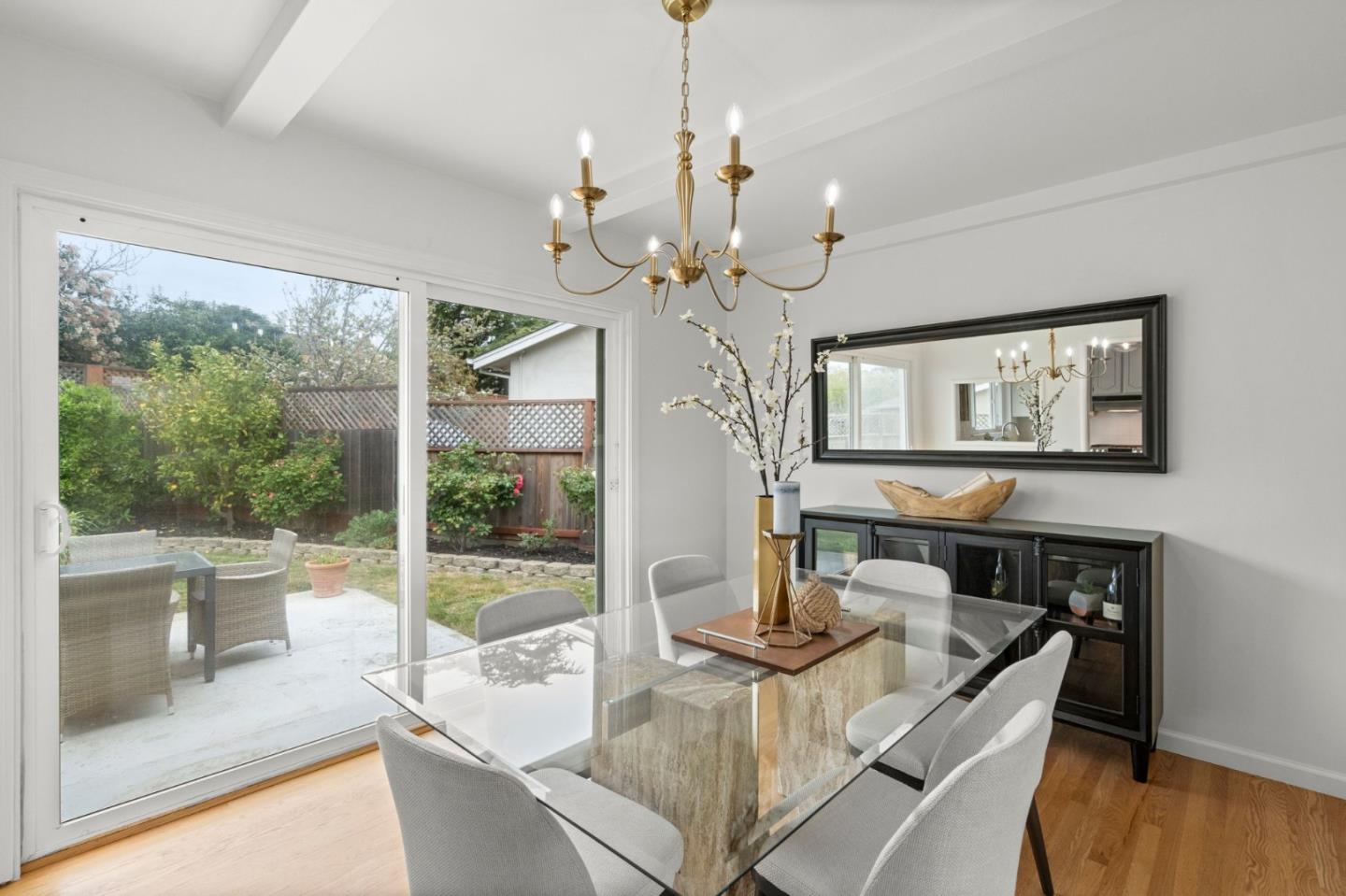 Detail Gallery Image 7 of 29 For 1032 Tahoe Dr, Belmont,  CA 94002 - 3 Beds | 2 Baths