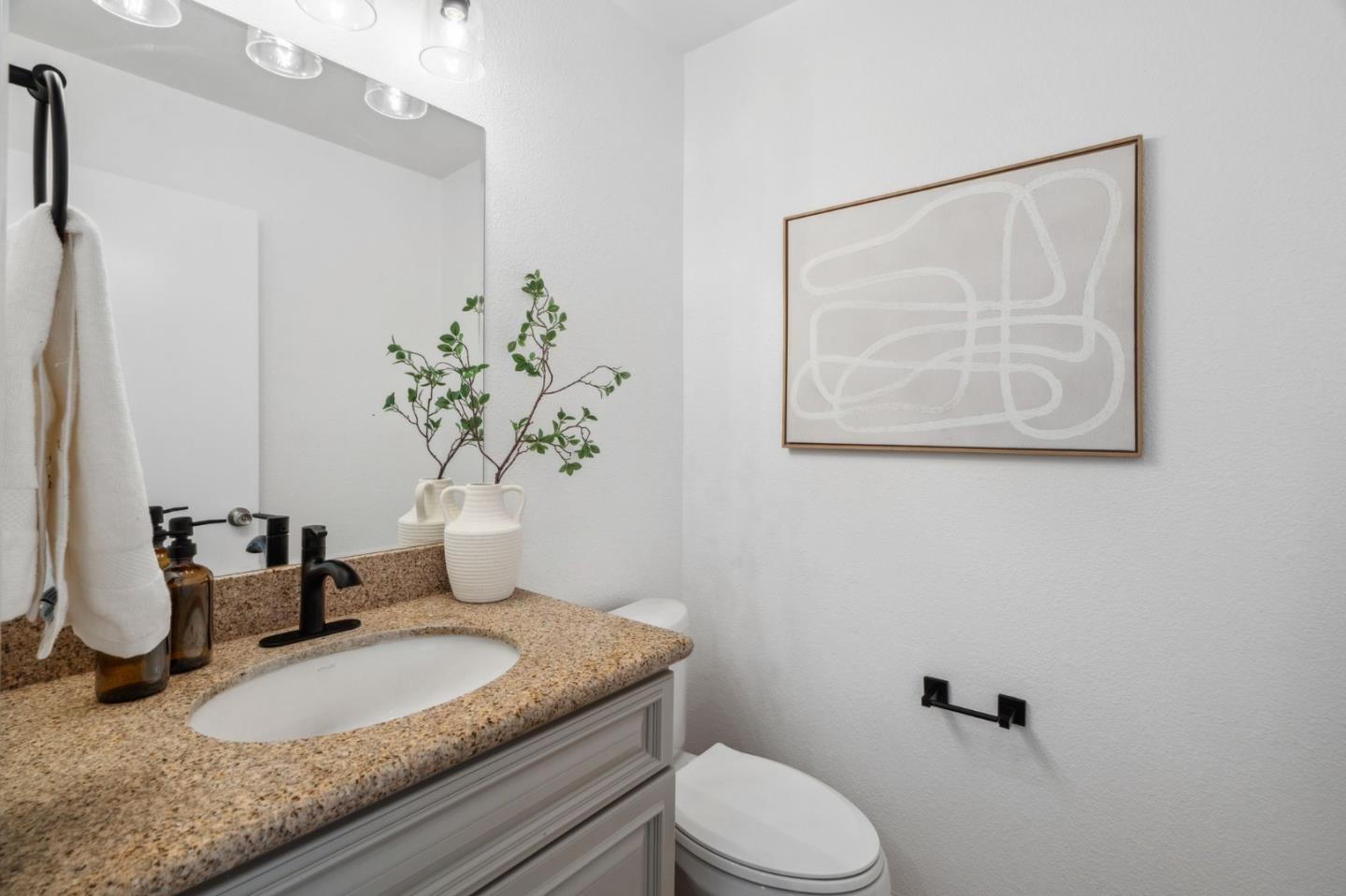 Detail Gallery Image 14 of 44 For 4922 Pony Pass Cir, San Jose,  CA 95136 - 3 Beds | 2/1 Baths
