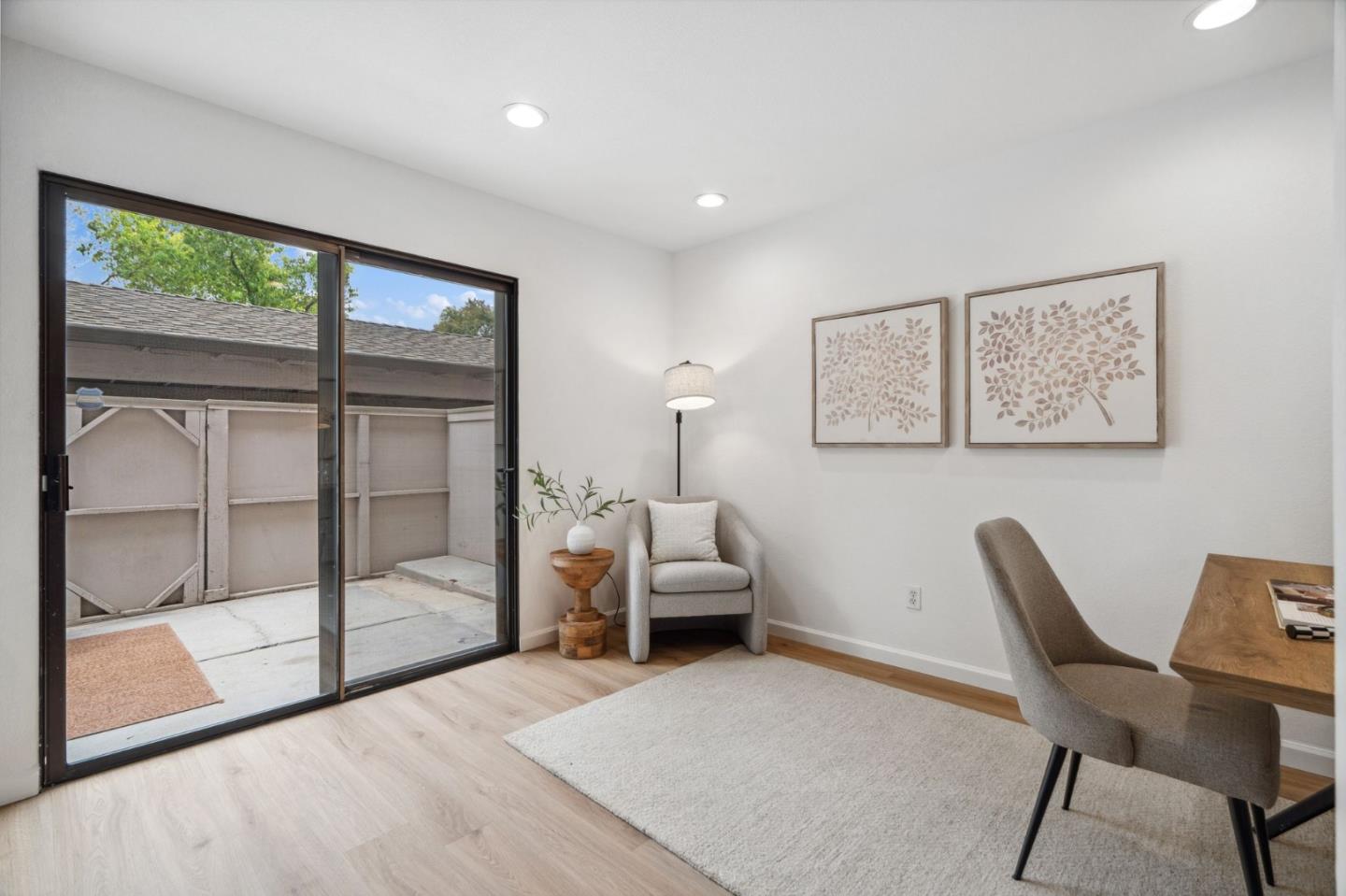 Detail Gallery Image 15 of 44 For 4922 Pony Pass Cir, San Jose,  CA 95136 - 3 Beds | 2/1 Baths