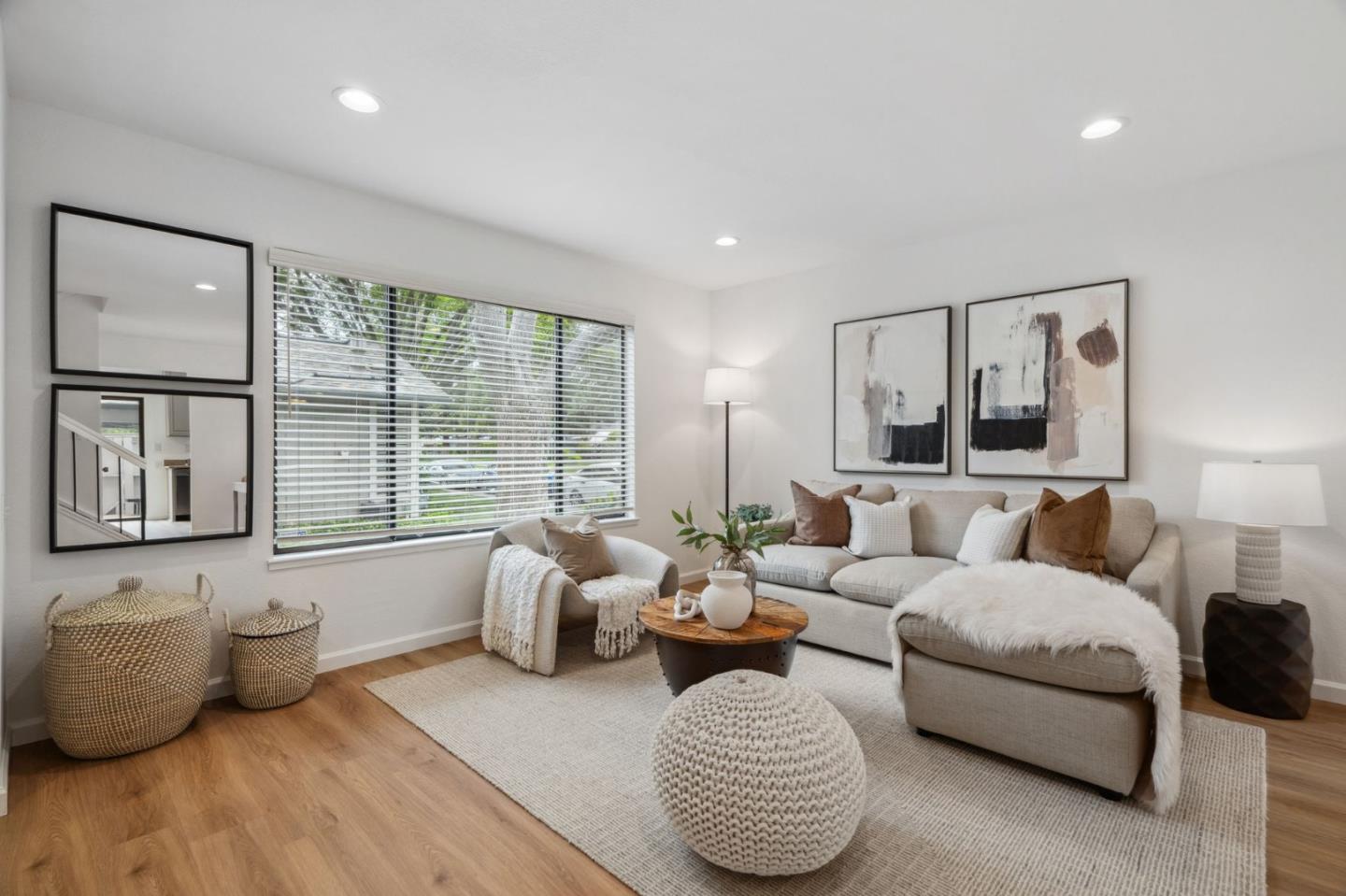 Detail Gallery Image 7 of 44 For 4922 Pony Pass Cir, San Jose,  CA 95136 - 3 Beds | 2/1 Baths