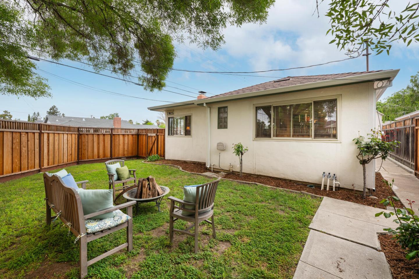 Detail Gallery Image 20 of 20 For 1903 Madison Ave, Redwood City,  CA 94061 - 3 Beds | 2 Baths
