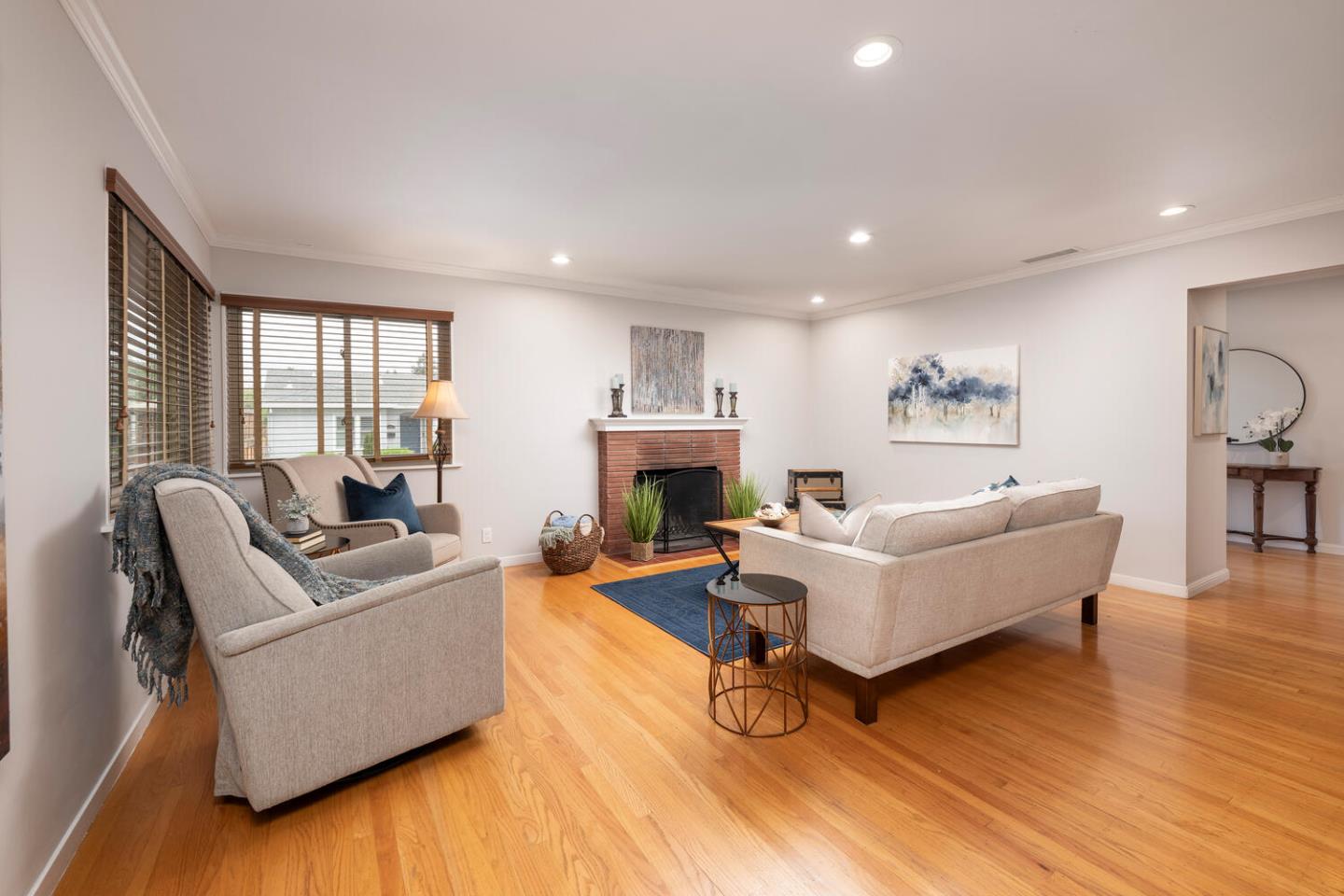 Detail Gallery Image 4 of 20 For 1903 Madison Ave, Redwood City,  CA 94061 - 3 Beds | 2 Baths