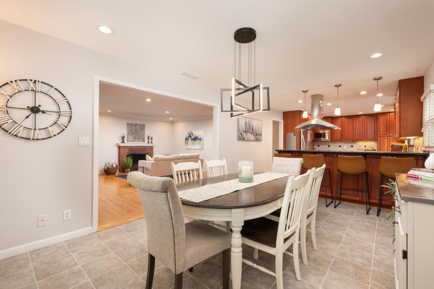 Detail Gallery Image 7 of 20 For 1903 Madison Ave, Redwood City,  CA 94061 - 3 Beds | 2 Baths