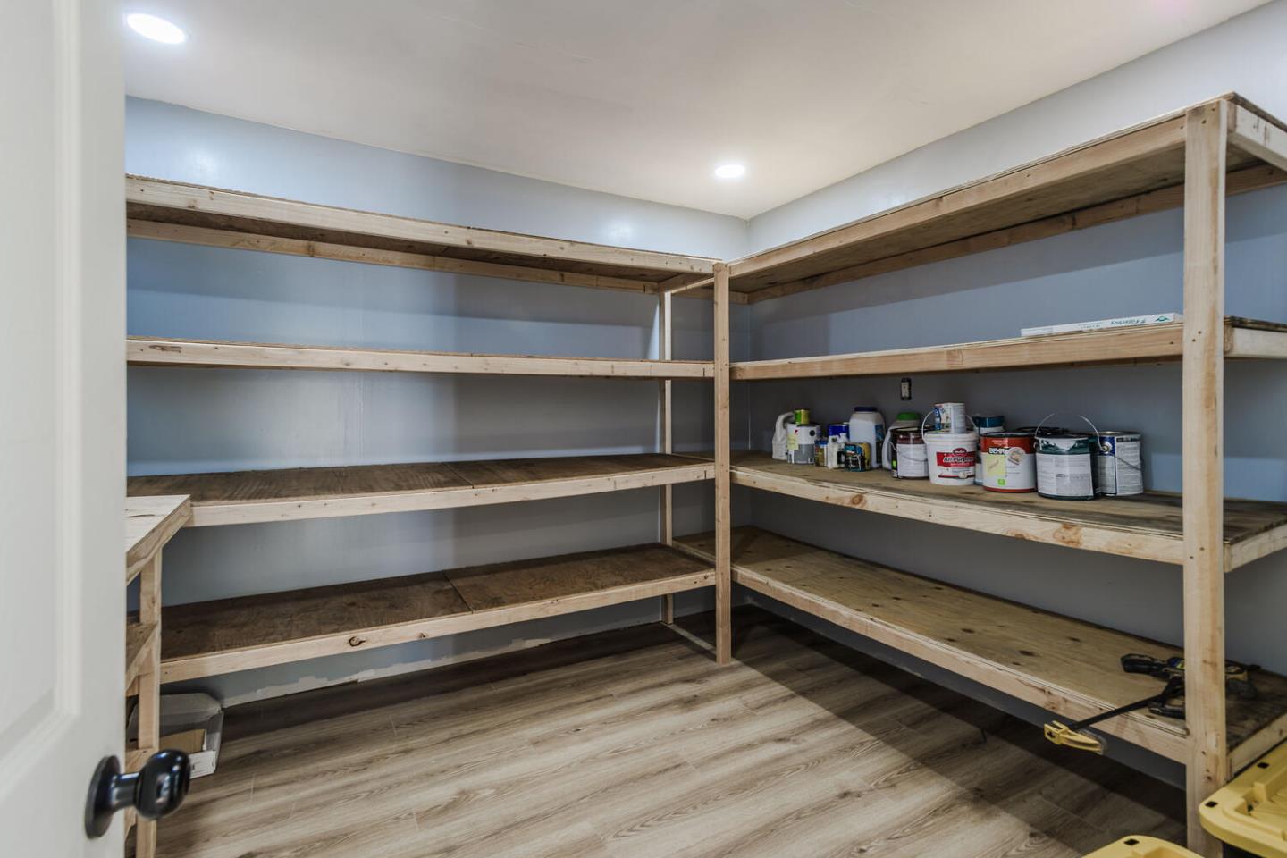Detail Gallery Image 24 of 27 For 1115 Davis St, Redwood City,  CA 94061 - 2 Beds | 2 Baths