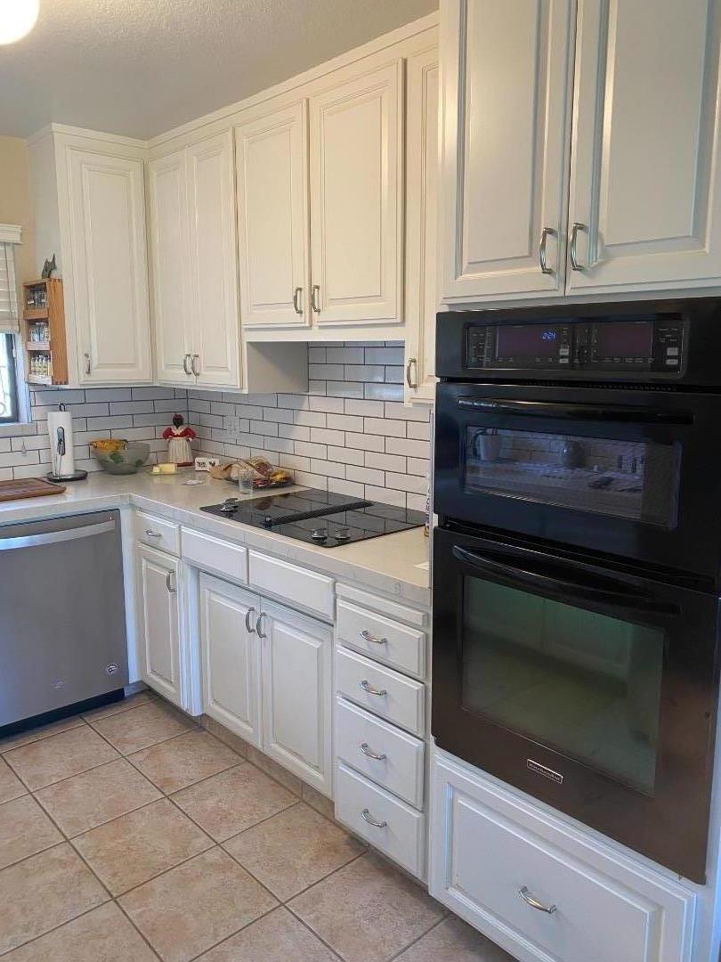 Detail Gallery Image 8 of 44 For 270 Joes Ln, Hollister,  CA 95023 - 2 Beds | 2/1 Baths